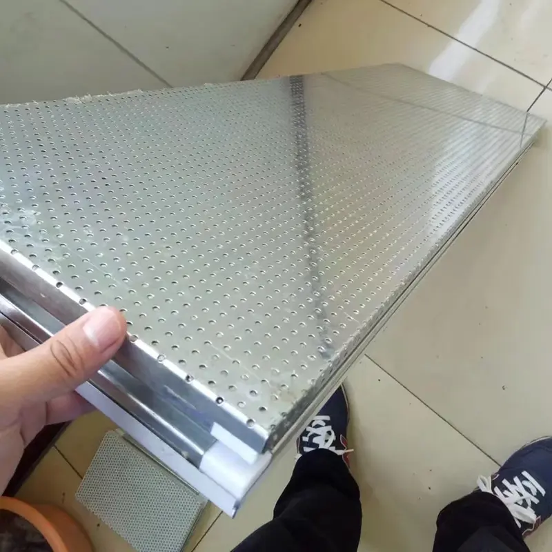 கையால் செய்யப்பட்ட ஒலியை உறிஞ்சும் க்ளீன்ரூம் பேனல்கள்